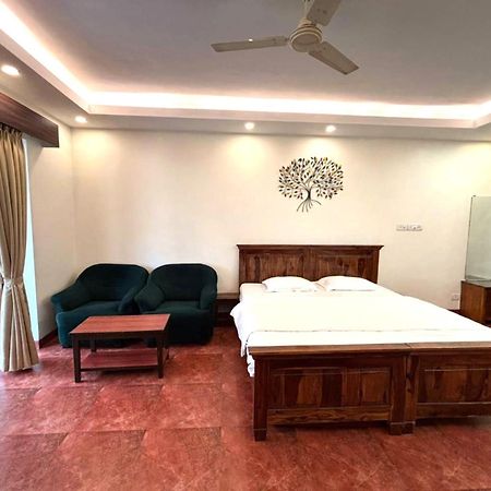 Riviera Sapphire Villa ชิโวลิม ภายนอก รูปภาพ