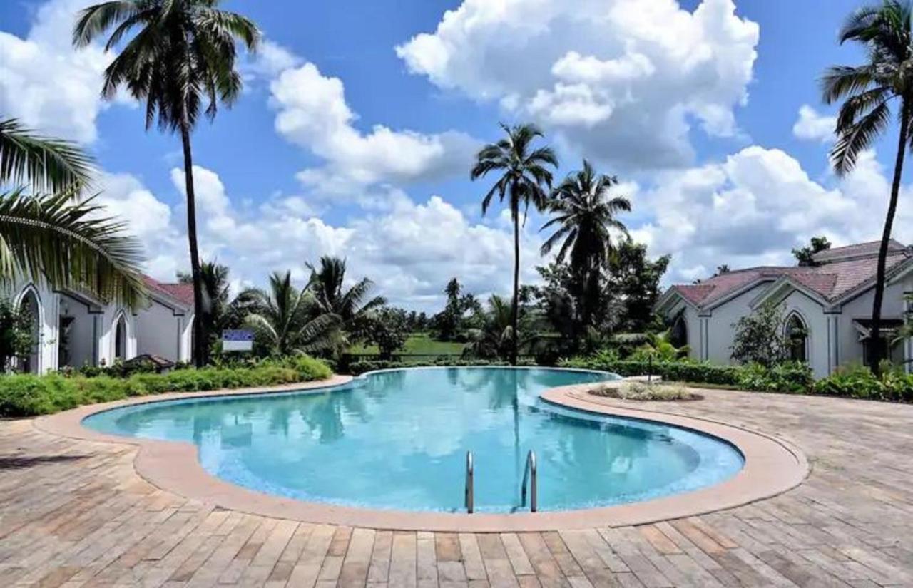 Riviera Sapphire Villa ชิโวลิม ภายนอก รูปภาพ